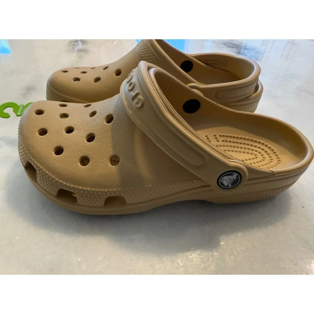 Crocs Classic Clog Kids Size J4 Tan Khaki Slip On Water Friendly Comfort Shoes